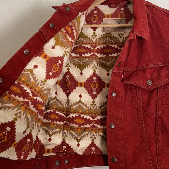 Vintage Levi’s vest - Picture 2 of 4